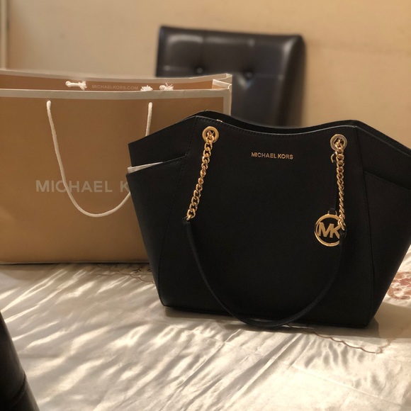 Michael Kors Handbags - Michael Kors handbag